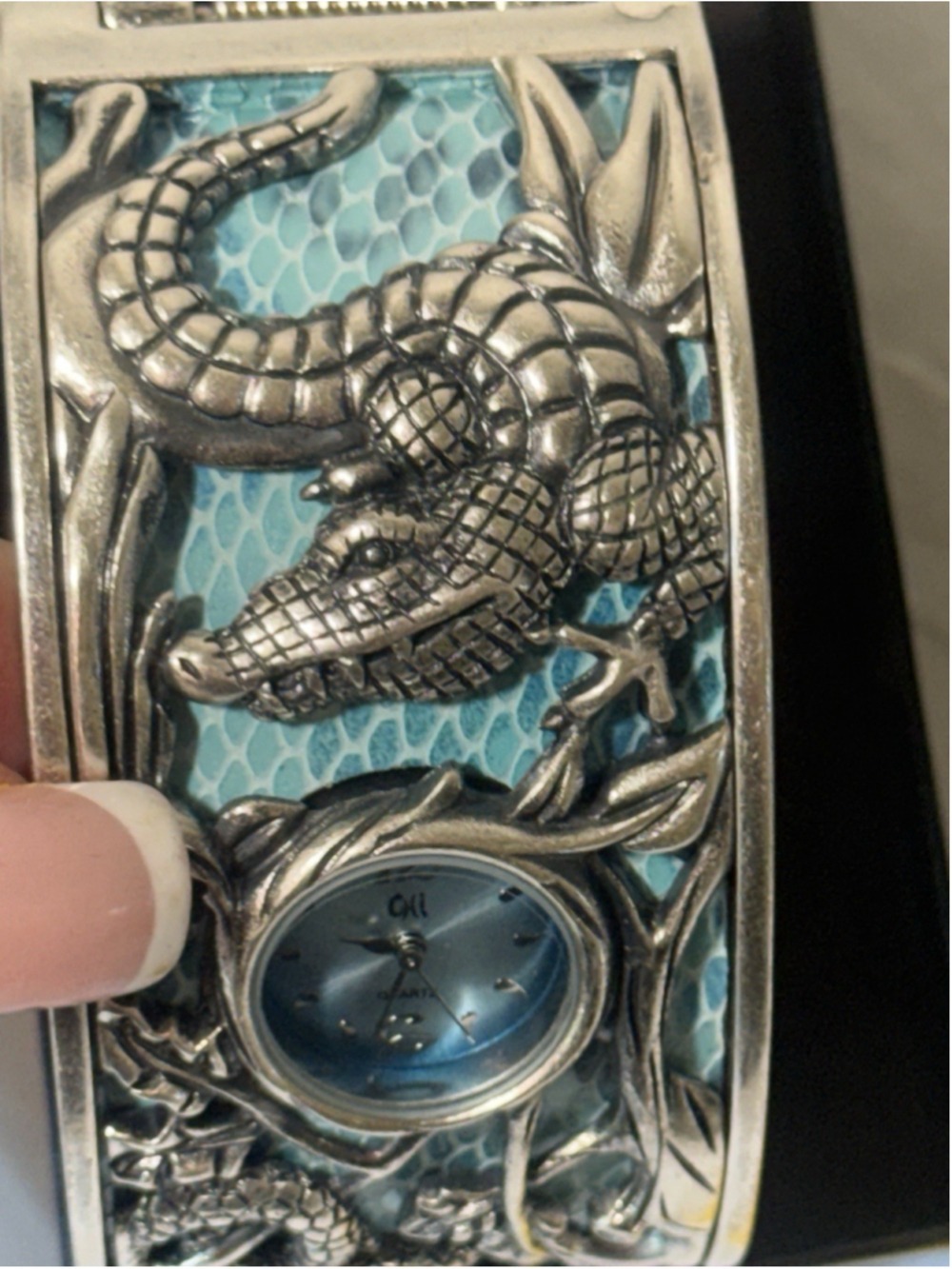 Chi By Falchi Garden Of Eden Silver tone Reptile Cuff Watch bangle BRACELET NEW - Picture 9 of 16